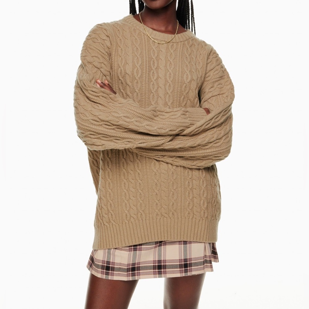 Aritzia | Sunday’s best Fall Sweater